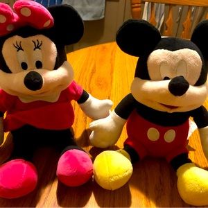 Mickey and Minnie Banks.
